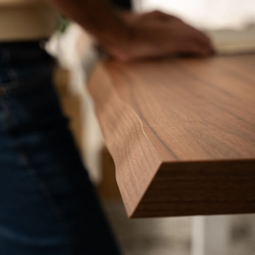 Výškově nastavitelný stůl Liftor Entry